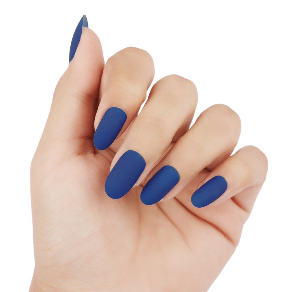 glam_mani_pedi_matte_nail_polish_matte_blue_03