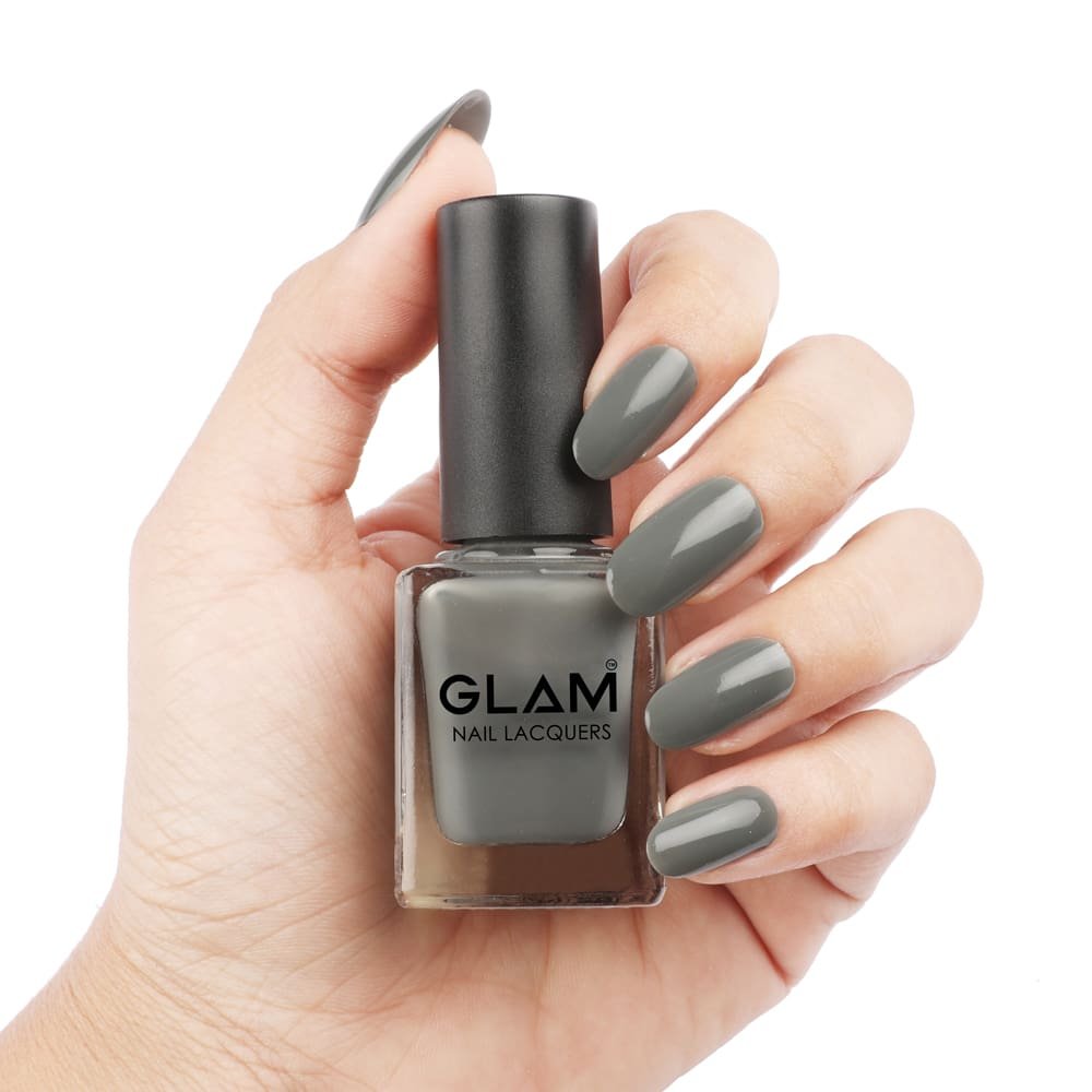 glam_mani_pedi_nail_polish_dark_grey_01