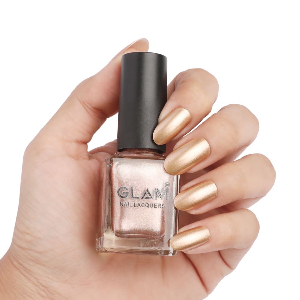 glam_mani_pedi_nail_polish_golden_01